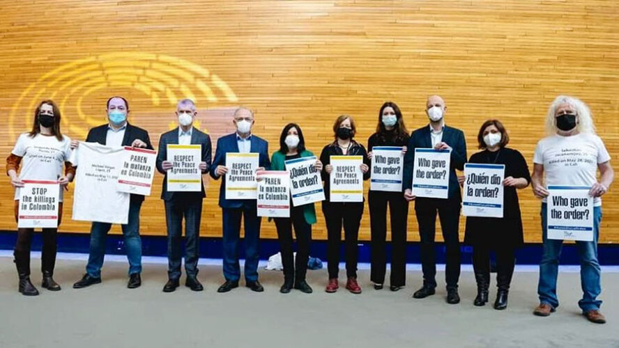 EN EL EUROPARLAMENTO ABUCHEAN NARCOCRACIA DE DUQUE