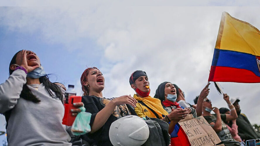 RECLAMAR DERECHOS ES DELITO, “TRAFICAR ARMAS ES LEGAL”