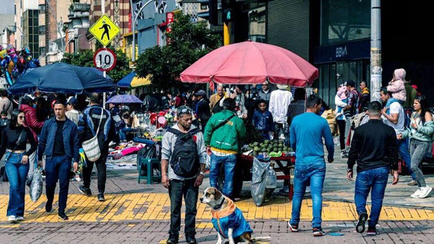 EL SALARIO MÍNIMO APENAS SUBIÓ 3%