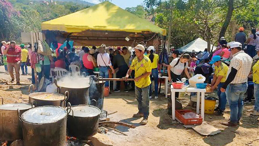 POR QUÉ LA GENTE SE TOMA LA VÍAS