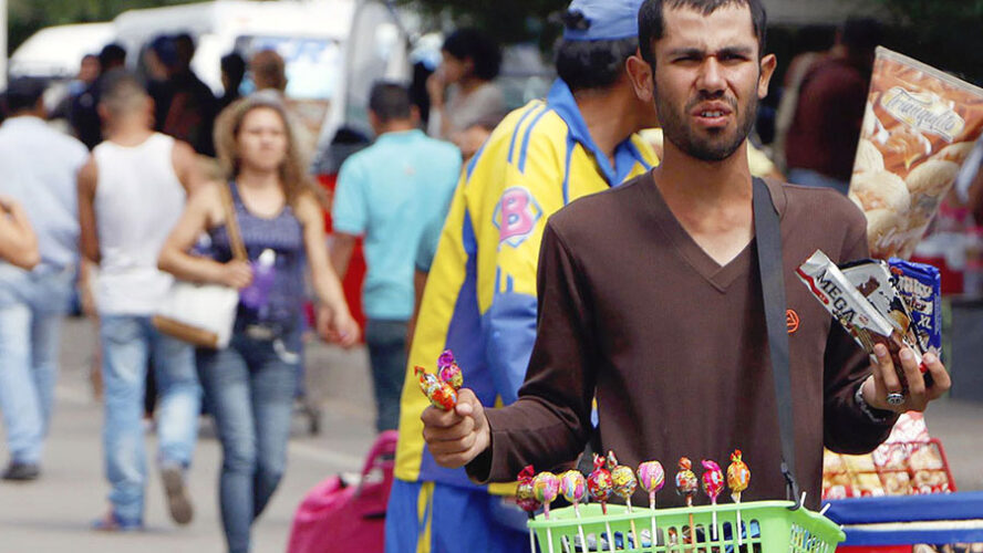 SI ES POSIBLE CAMBIAR LA ECONOMÍA