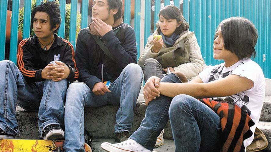 EL DESEMPLEO JUVENIL AGRAVA LA CRISIS ECONÓMICA