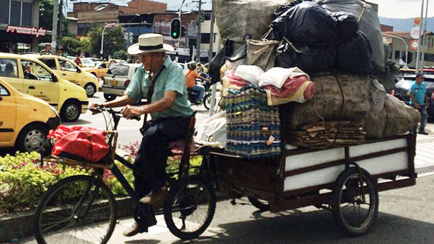 SUBIR PRECIO DEL DIESEL AUMENTA EL COSTO DE VIDA