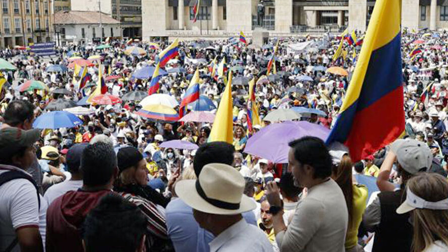 LOS CAMBIOS DEPONEN EL STATU QUO