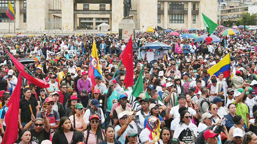 RECHAZAR LA FUERZA CONTRA LA DEMOCRATIZACIÓN