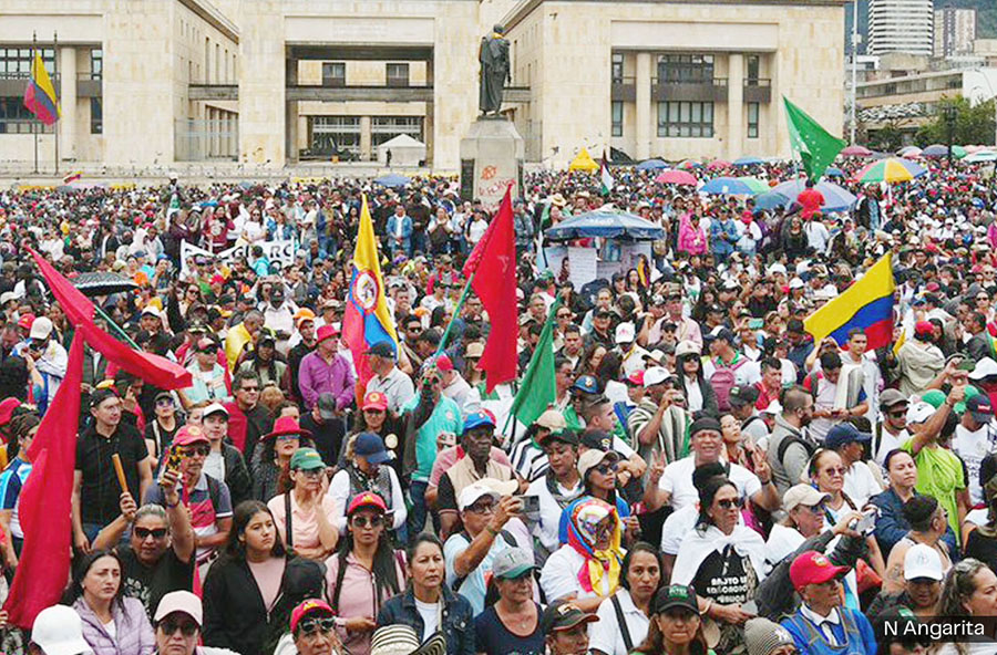 RECHAZAR LA FUERZA CONTRA LA DEMOCRATIZACIÓN