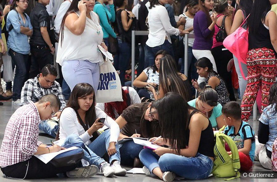 ATENDER A LA POBLACIÓN NINI