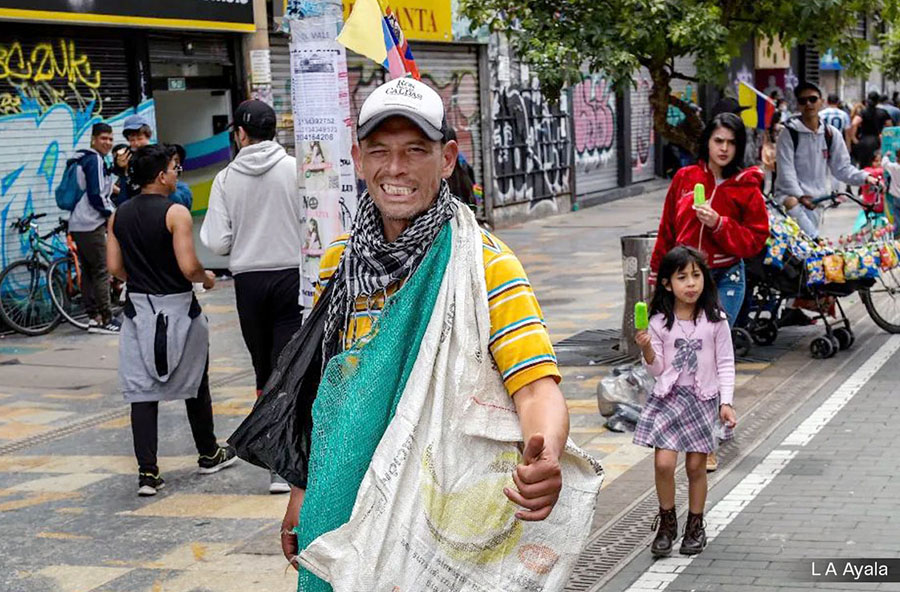 SÍ ES POSIBLE MITIGAR LA POBREZA Y LA DESIGUALDAD