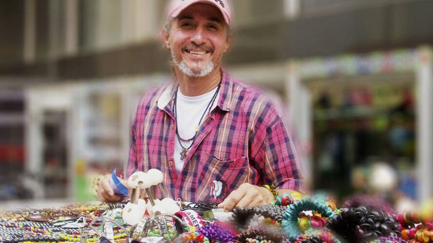 LA ACTUAL POLÍTICA ECONÓMICA RETRAE EL DESARROLLO SOCIAL EQUITATIVO