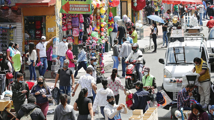 EL PLATO, A DOS LUKAS