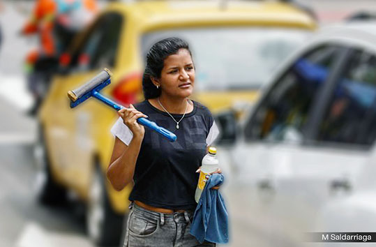 MÁS CERCA DE LA RECESIÓN QUE DEL EQUILIBRIO