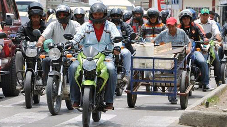 GRAVAR CON IVA LOS COMBUSTIBLES, ¿QUÉ RESUELVE?