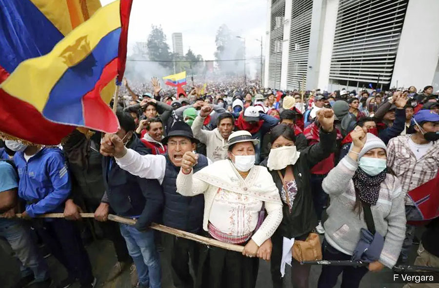 LA CRISIS ANDINA Y LA LUCHA DE CLASES