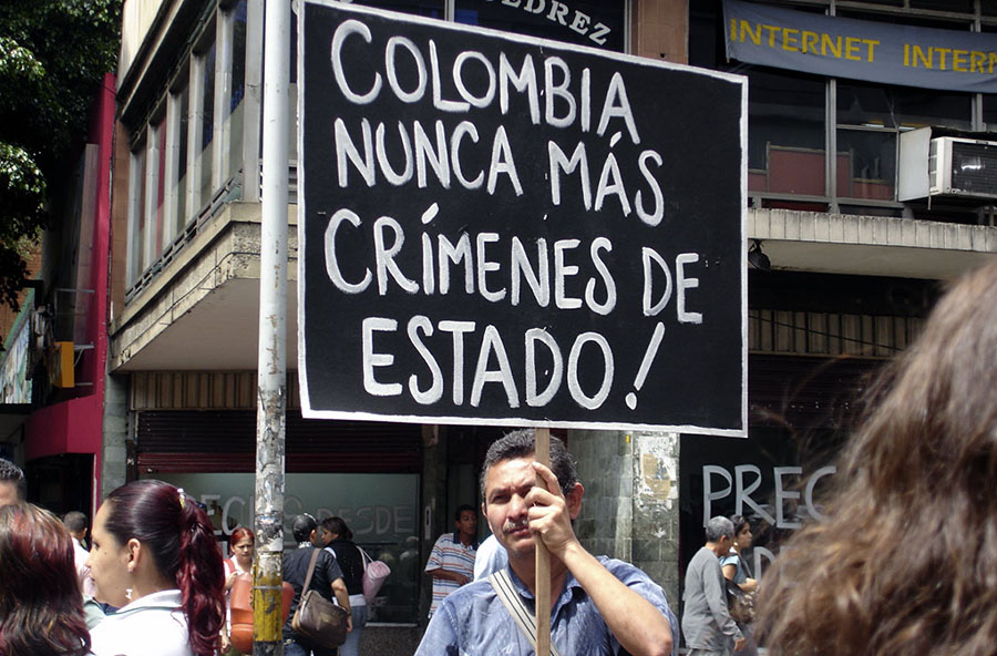 COLOMBIA: HOLOCAUSTO Y GENOCIDIO