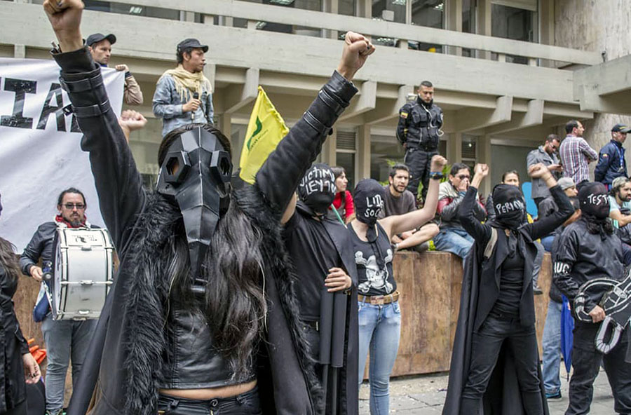 LAS ATROCIDADES DE LAS FFAA, ¿HASTA CUÁNDO?