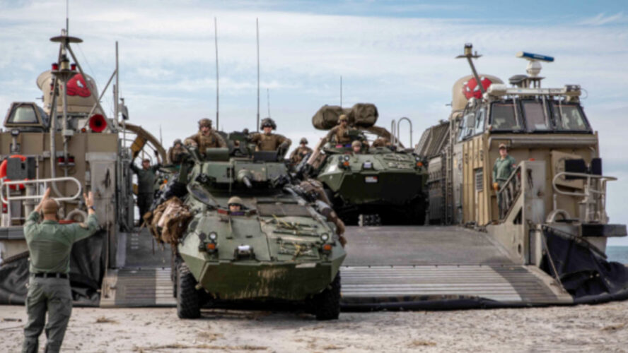 El IMPERIO MEDIEVAL ATACA