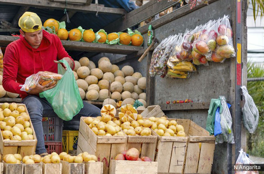 UN SALARIO VITAL FAVORABLE