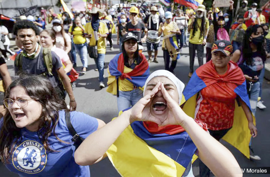 EL APRENDIZAJE DEL DESENCANTO