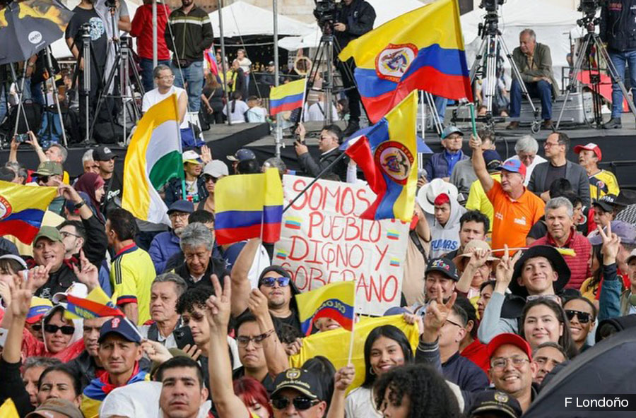 EL PUEBLO EXIGE CAMBIO DE ESTRUCTURAS