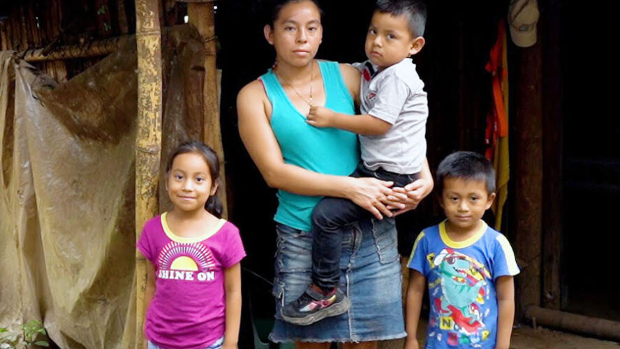 CRECE Y CRECE LA DEUDA EXTERNA