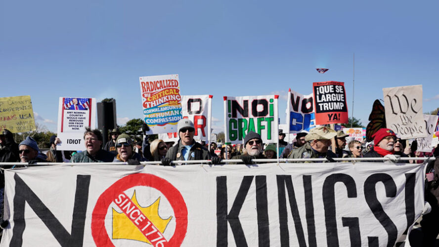 EL PUEBLO HACE CONTENCIÓN AL MONSTRUO IMPERIALISTA