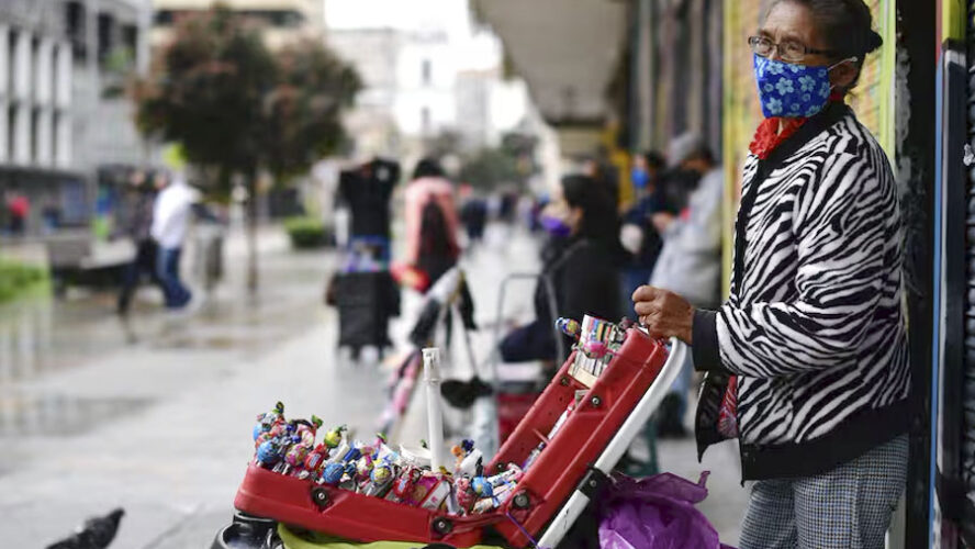 LA ECONOMÍA DEPENDE DEL PODER ADQUISITIVO