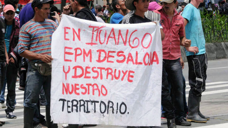 HIDROITUANGO NO SOLO ES UN DESASTRE AMBIENTAL