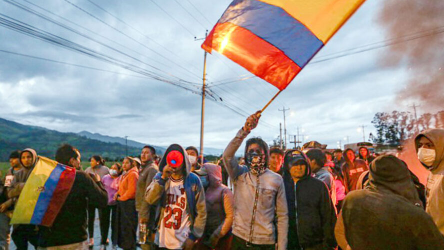 BOMBA SOCIAL, DETONACIÓN CONTROLADA Y ESTALLIDO LATENTE