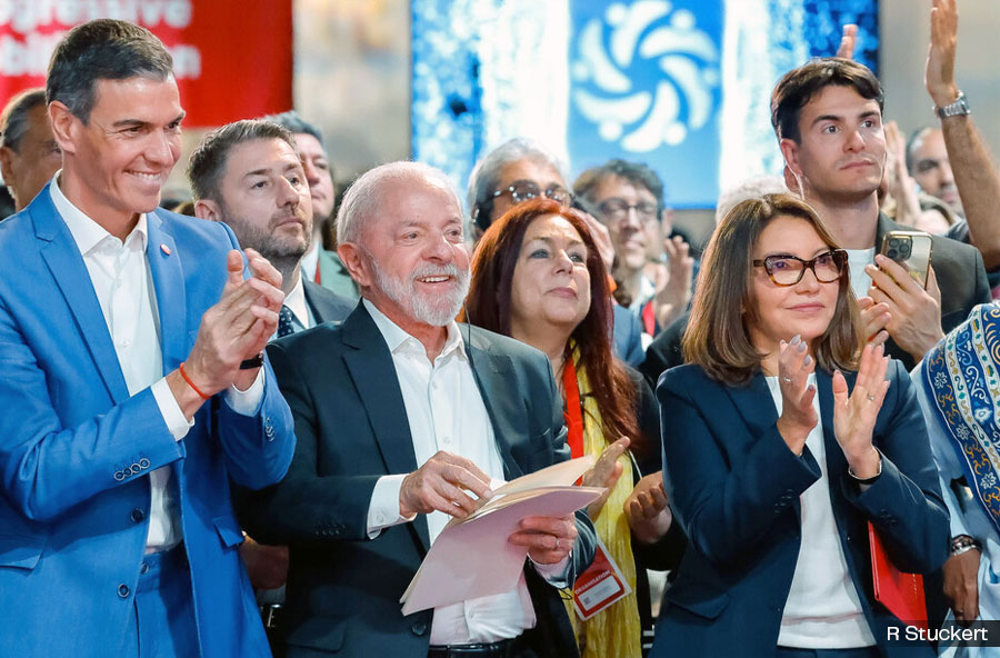 MÁS ALLÁ DEL PROGRESISMO